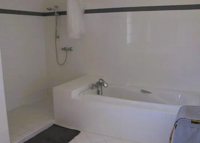 Stella Diana, 12 Pers, 100 M Villa Pinarellu