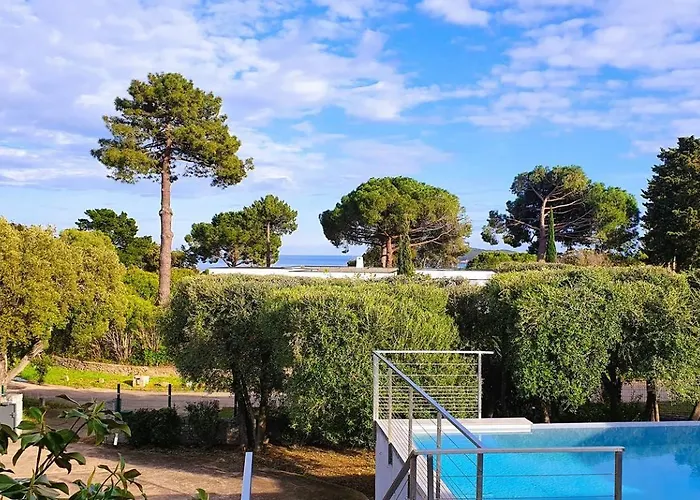 Stella Diana, 12 Pers, 100 M Villa
